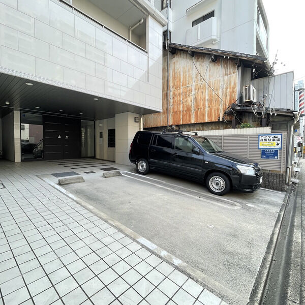 17/26 駐車場