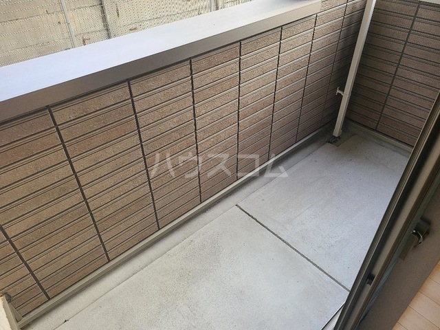 19/30 バルコニー