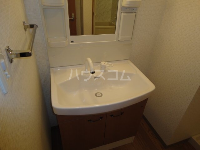 16/25 洗面