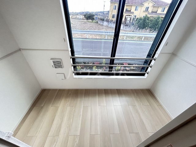 23/30 バルコニー