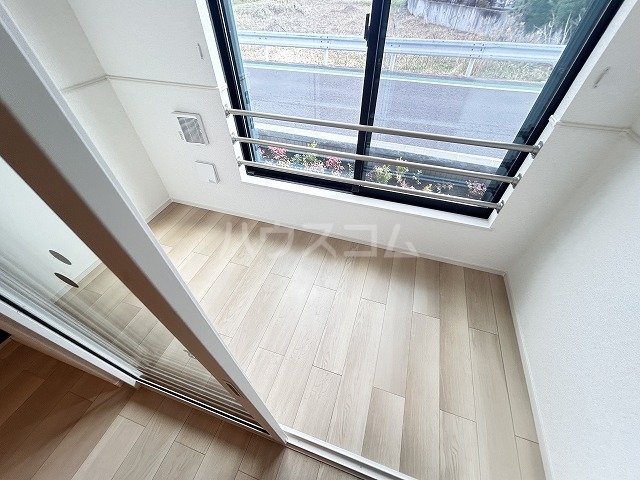 23/30 バルコニー