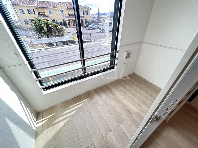 23/30 バルコニー