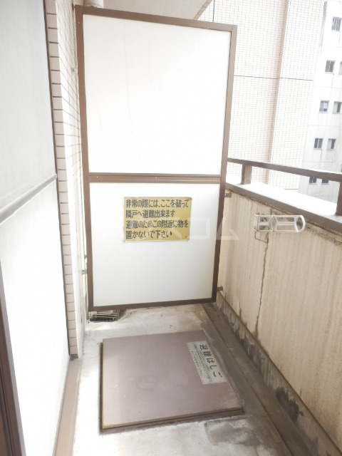 20/30 バルコニー