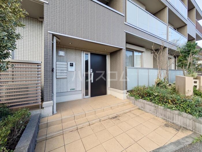 29/30 エントランス