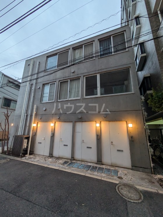 15/16 エントランス