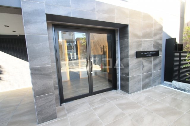 19/26 エントランス