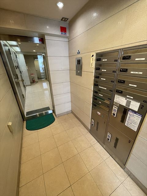 20/24 エントランス