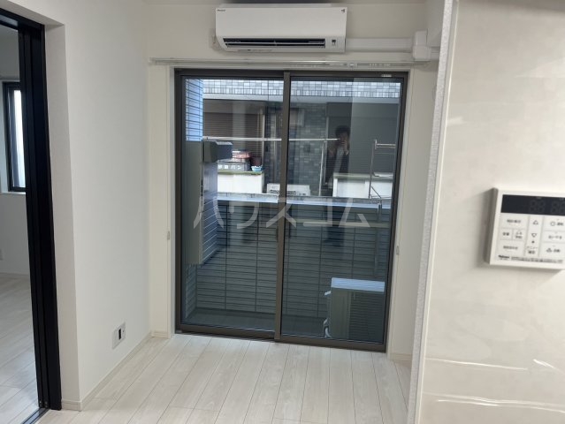 29/30 エントランス