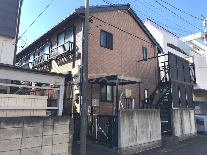 16/26 エントランス