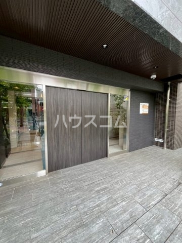 17/26 エントランス