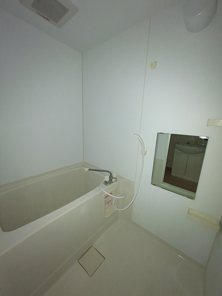 8/16 浴室
