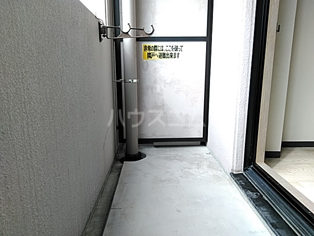 18/30 バルコニー