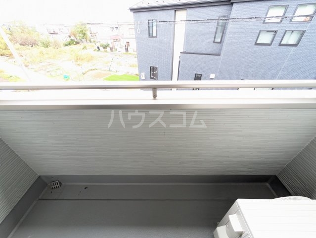 23/30 バルコニー