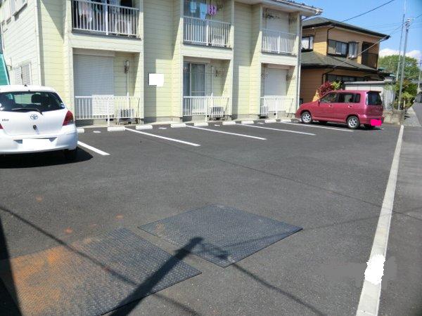 18/19 駐車場