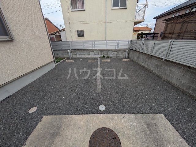 19/22 駐車場