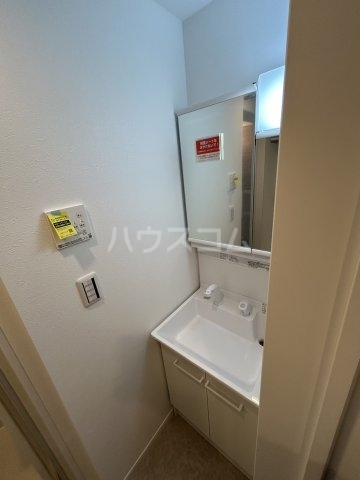 15/30 洗面