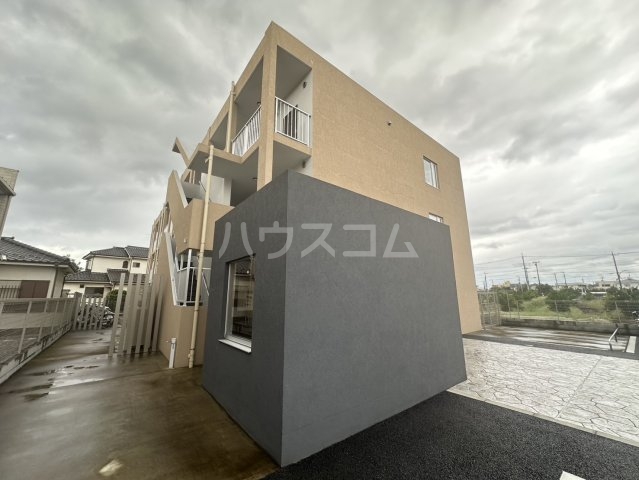 2/30 外観