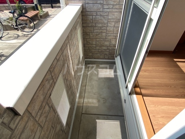 19/29 バルコニー