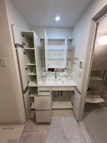 17/30 洗面