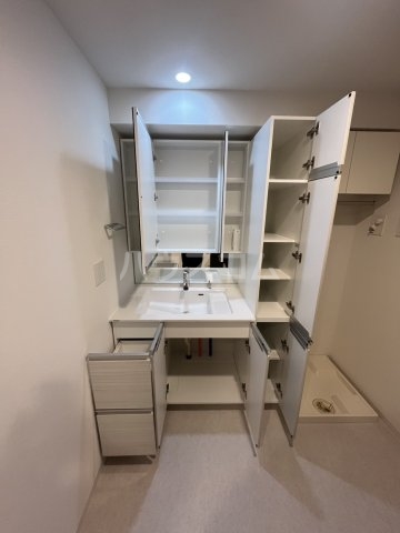 21/30 洗面