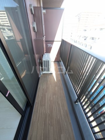 21/30 バルコニー