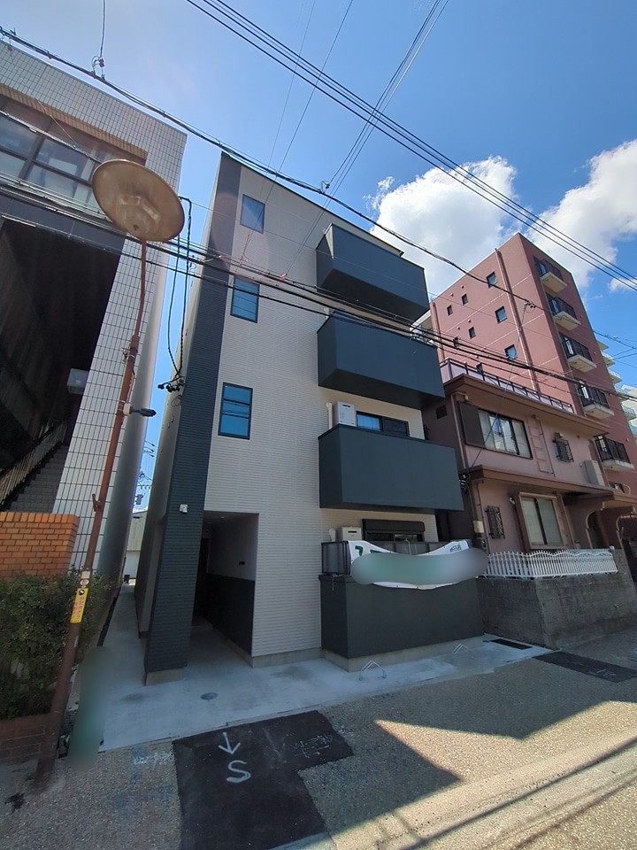 ガーデン熱田の外観