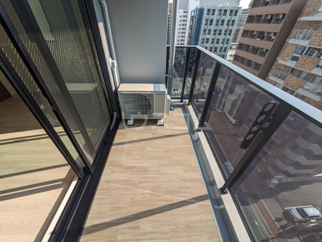 21/30 バルコニー