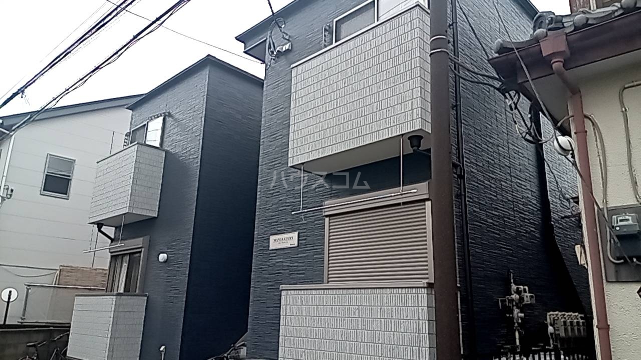 マノアコートの外観