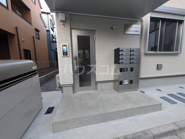 22/29 エントランス