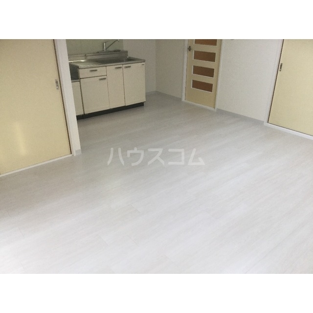 13/27 キッチン