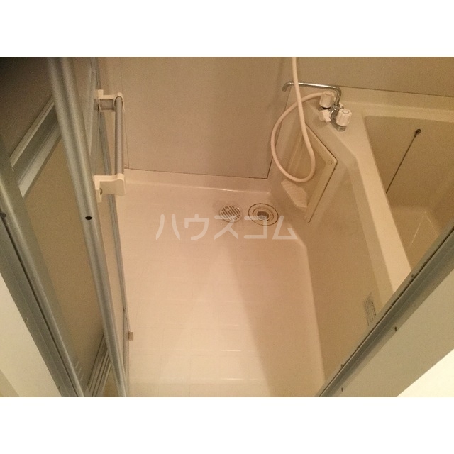 14/27 浴室