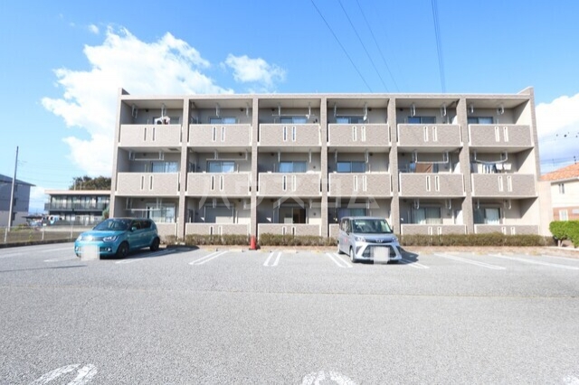14/22 駐車場