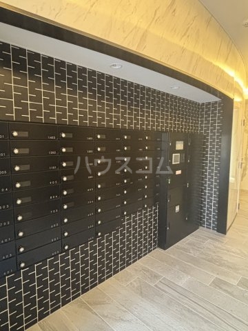 19/24 エントランス