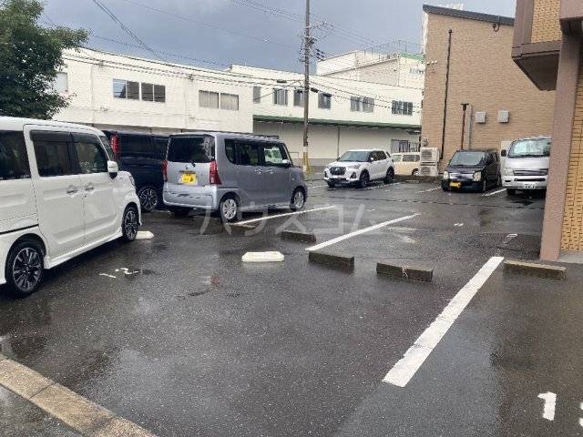 4/5 駐車場
