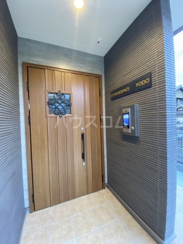 22/29 エントランス