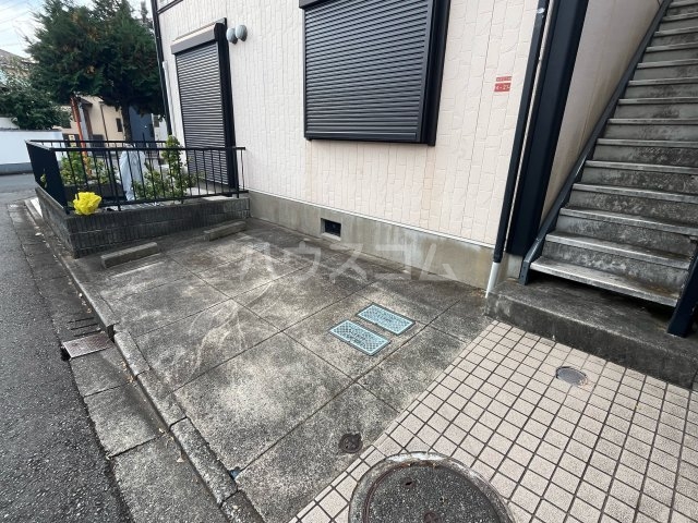 22/26 駐車場