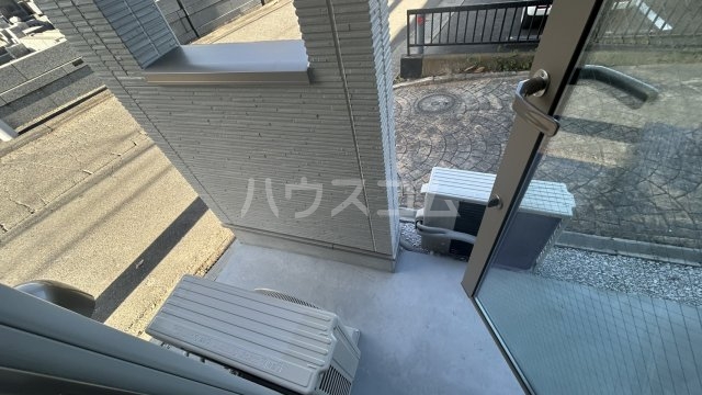14/23 バルコニー