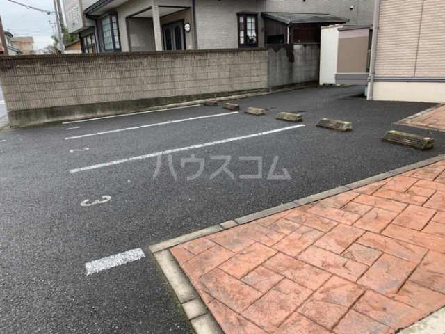 17/21 駐車場