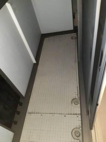 15/28 バルコニー