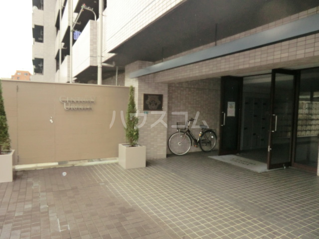 15/21 エントランス