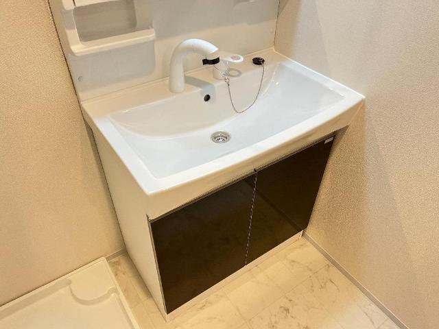 16/23 洗面