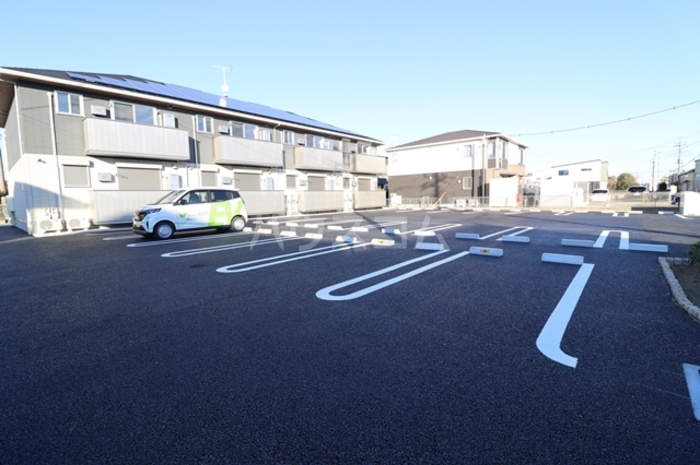 20/30 駐車場