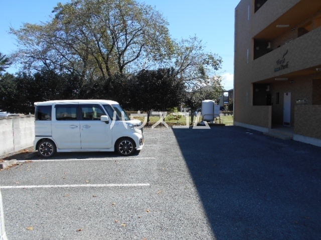 2/12 駐車場