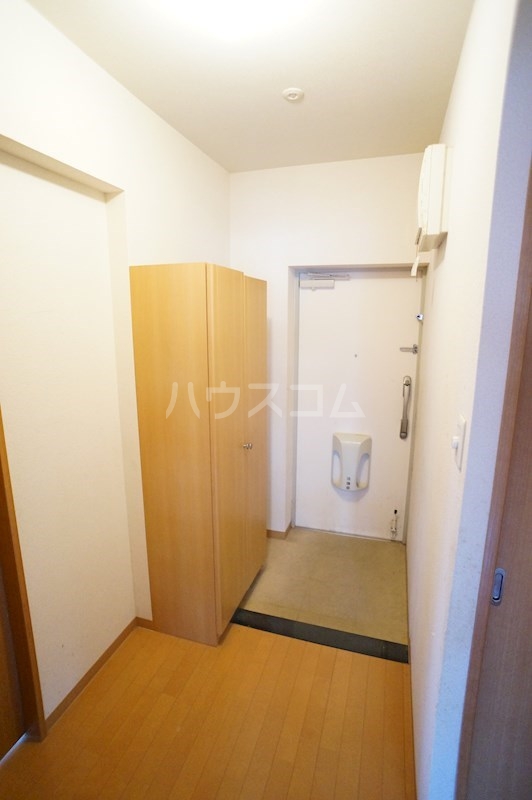 13/30 玄関