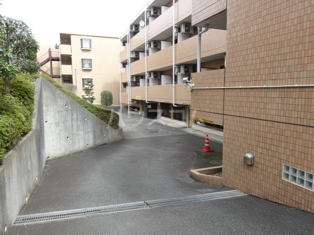 19/29 駐車場