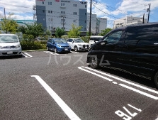 17/27 駐車場