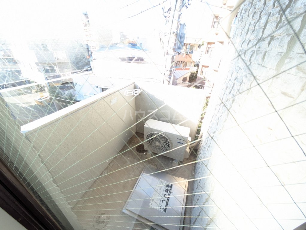 20/30 バルコニー