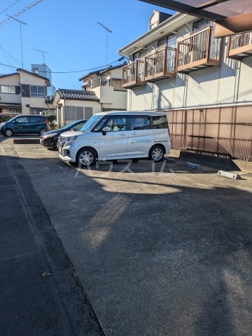 2/5 駐車場