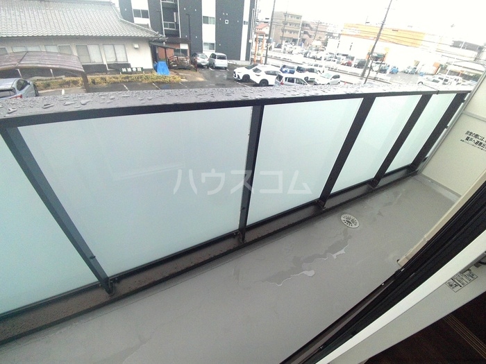 13/30 バルコニー