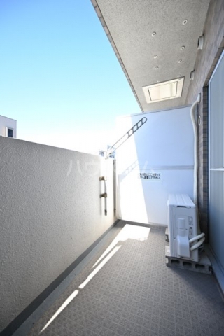 19/30 バルコニー